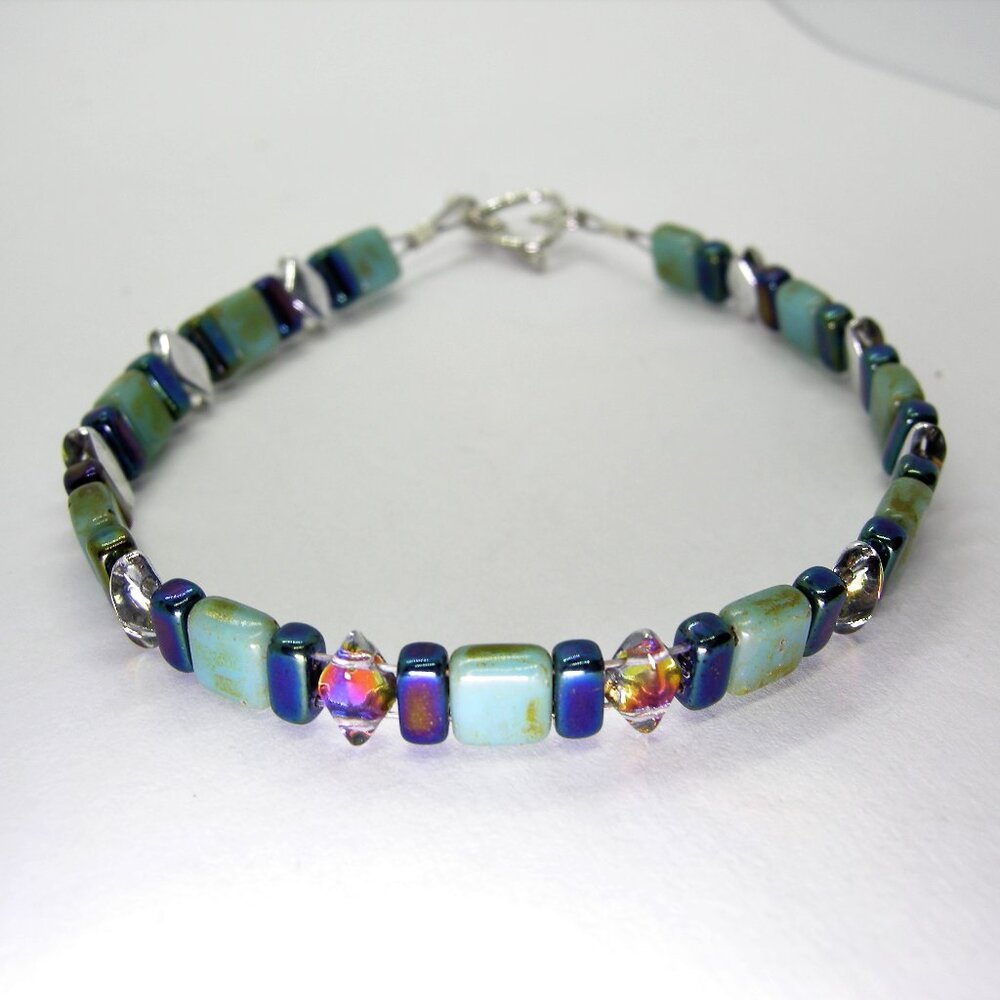 Beautiful blue stone & crystal toggle bracelets - set of 3